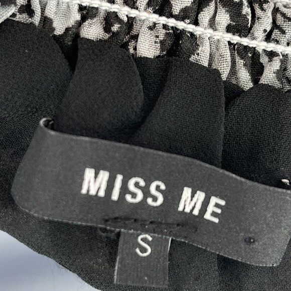 Miss Me Sweet Love Off Shoulder Long Sleeve Snake Skin Print Lace Top Small - Picture 8 of 9